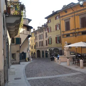 Casa Fontana Del Delfino Bergamo